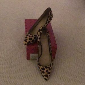 Tory Burch Women’s Leopard Pumps